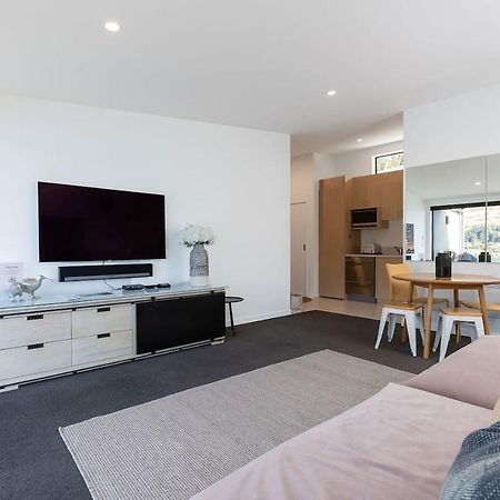 'Lakelife' Lake Front Apartment كوينستاون المظهر الخارجي الصورة
